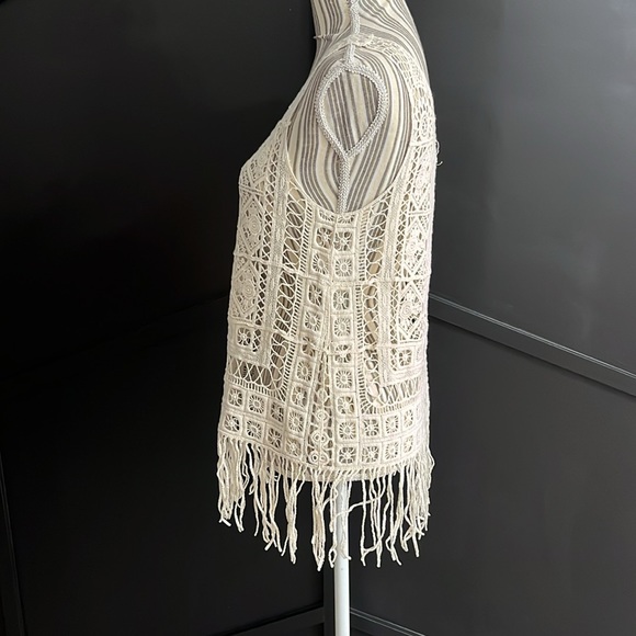 NWT Rue 21 - Crocheted Top - Picture 4 of 9